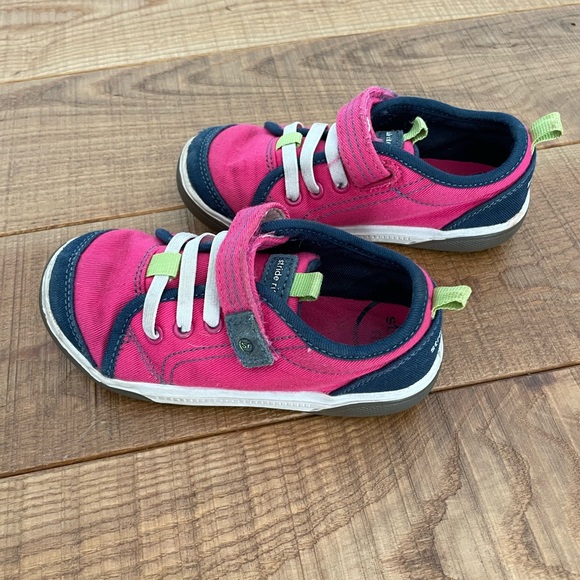 Stride Rite | 8.5 Shoes - Picture 4 of 5